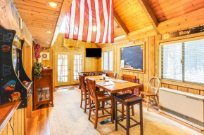 5 Mi to Ski Family-Friendly Home in West Dover!